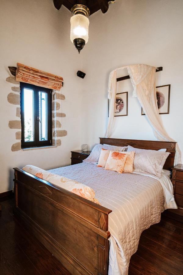 Your-villa, In Crete Vila