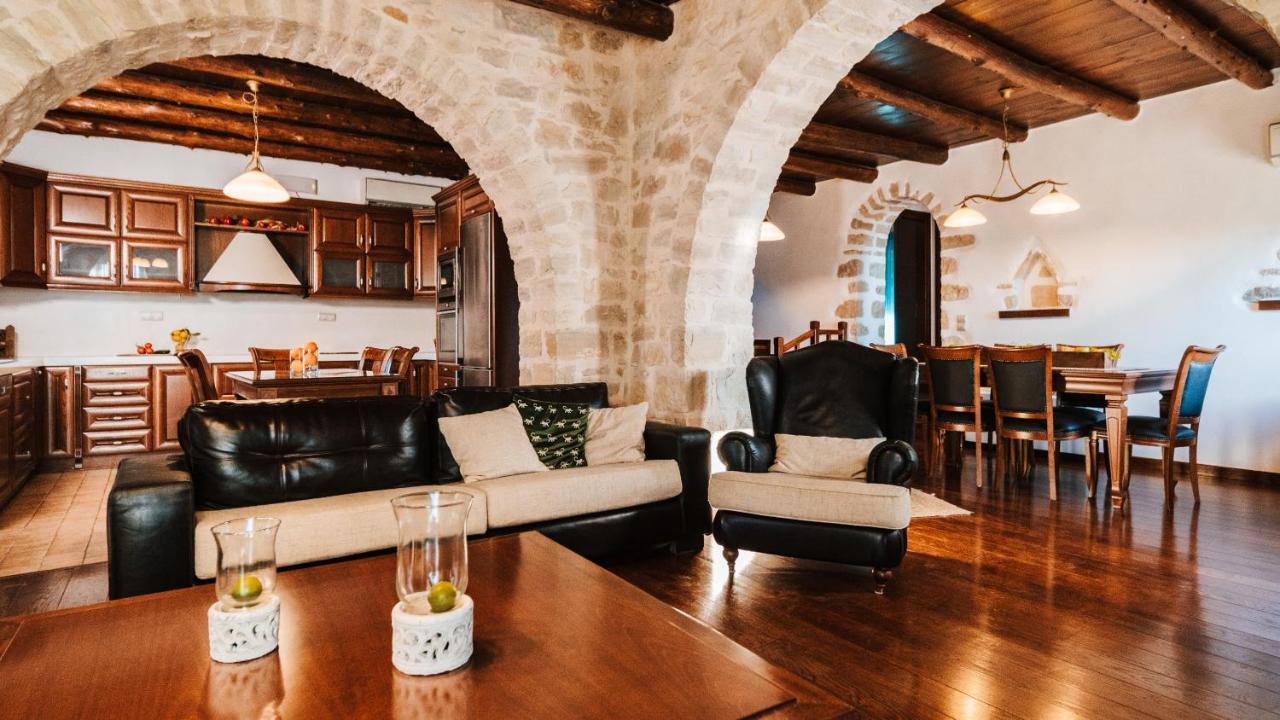 Vila Your-villa, In Crete *