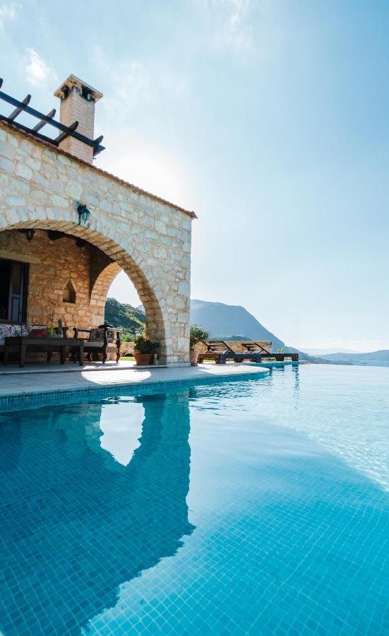 Vila Your-villa, In Crete