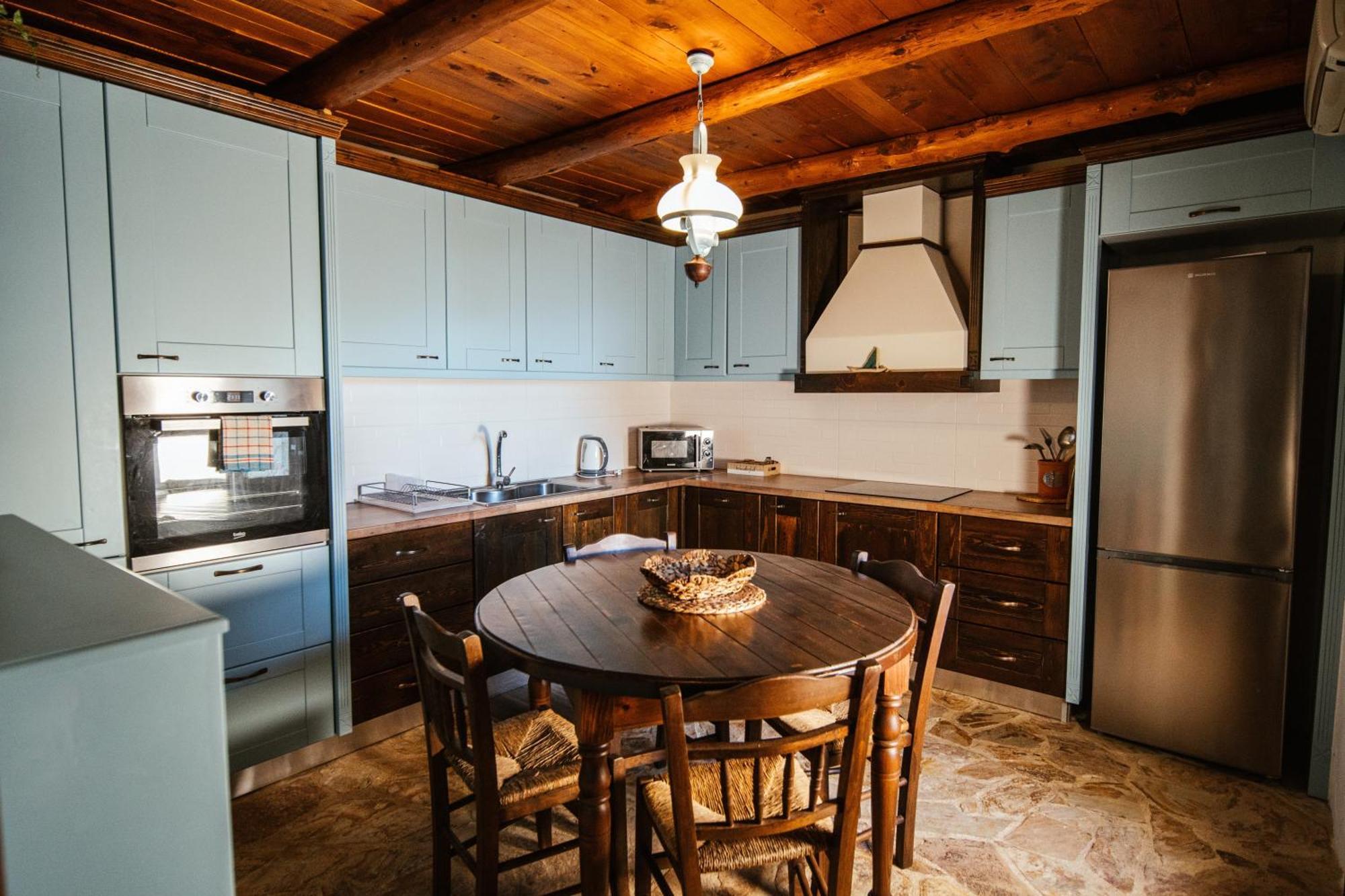 Your-villa, In Crete Vila