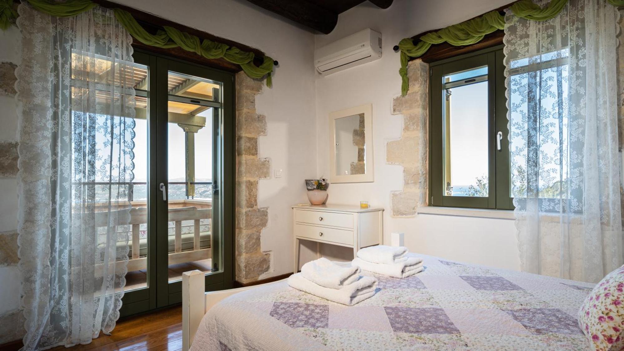 Your-villa, In Crete Vila
